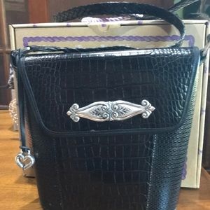 Black Brighton leather shoulder bag with beautiful silver detailing.